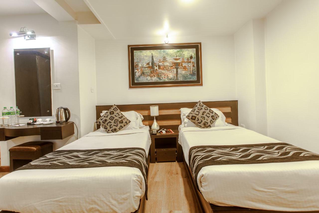 Hotel Shreesu Kathmandu Esterno foto