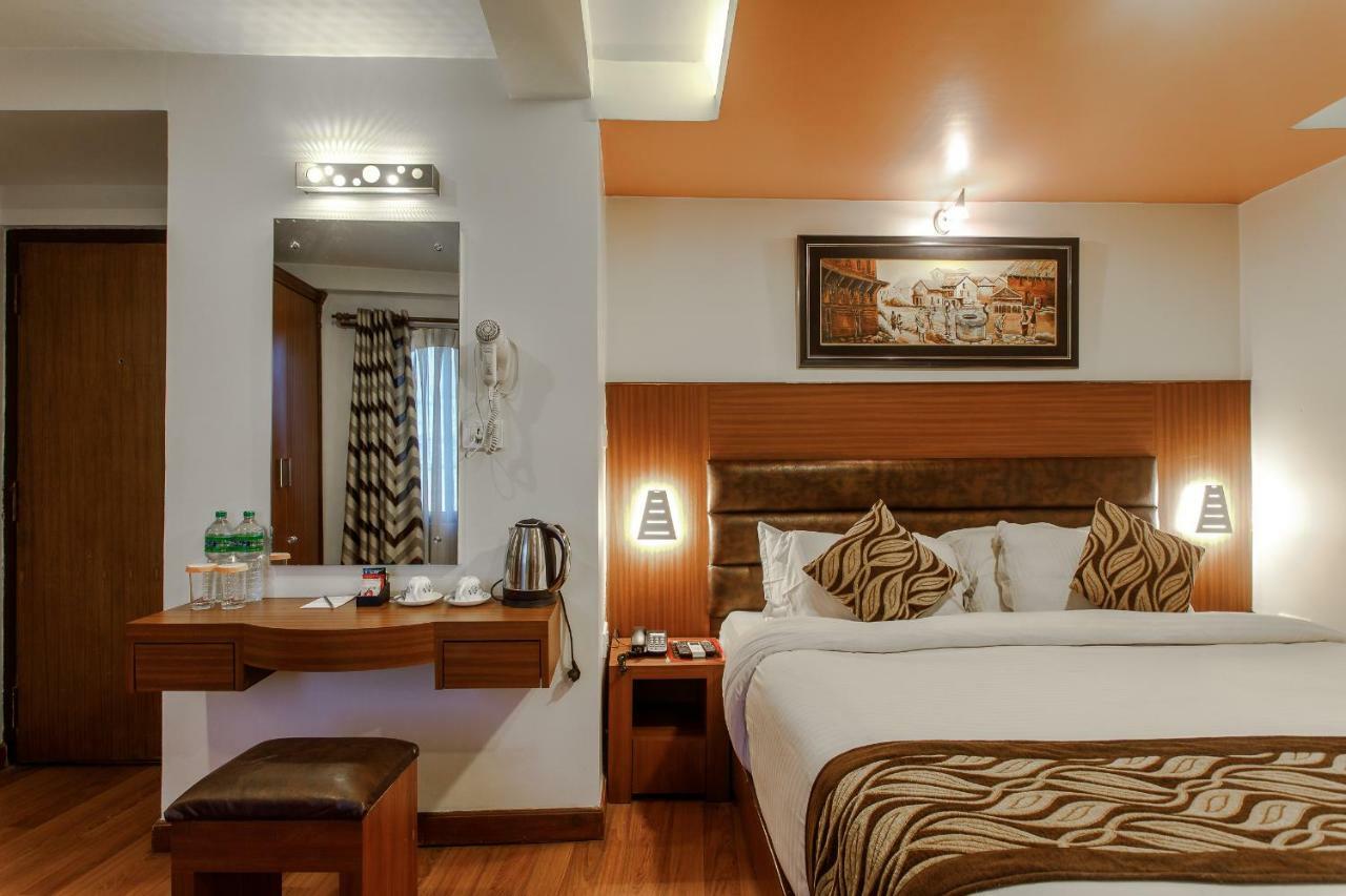Hotel Shreesu Kathmandu Esterno foto