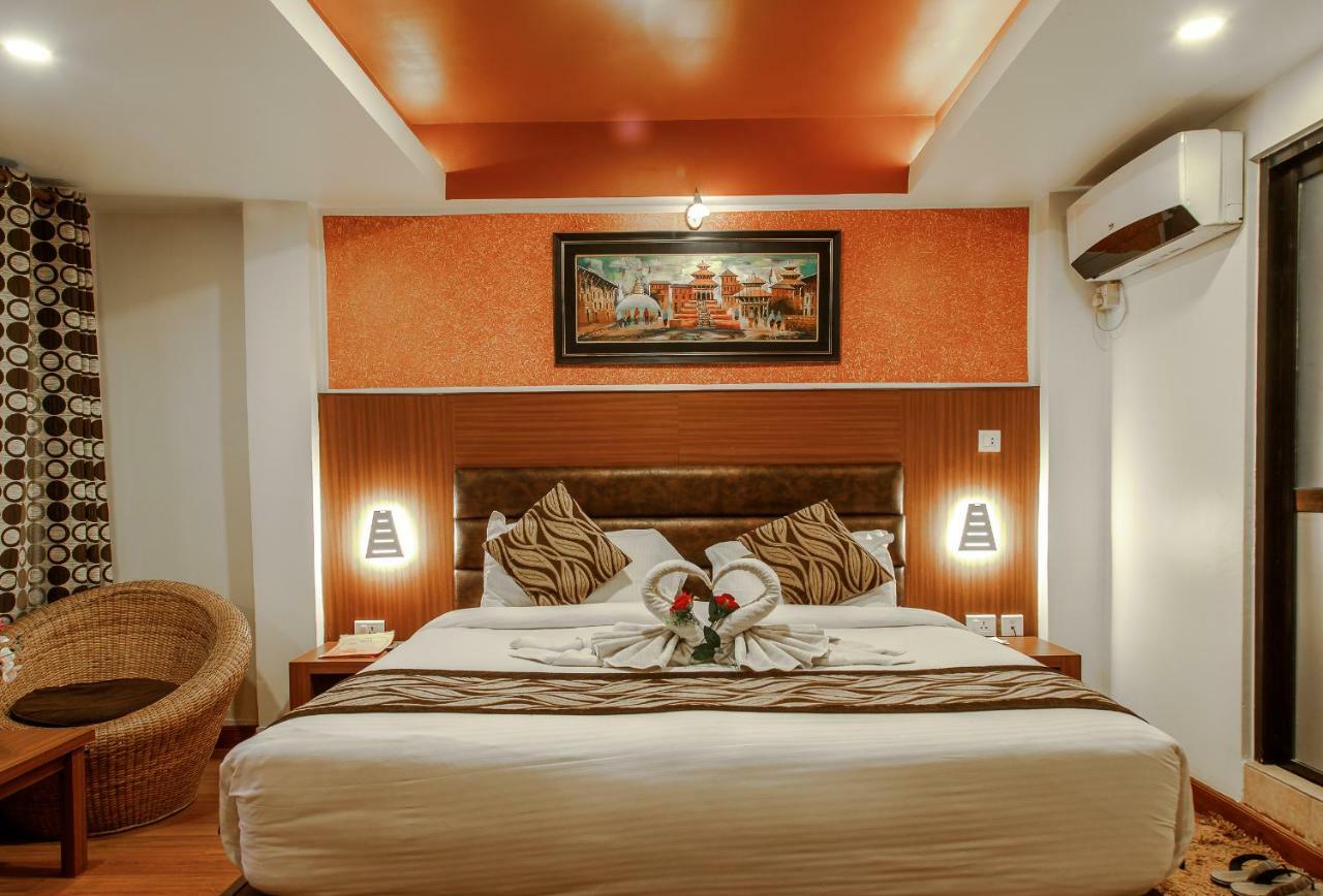Hotel Shreesu Kathmandu Esterno foto