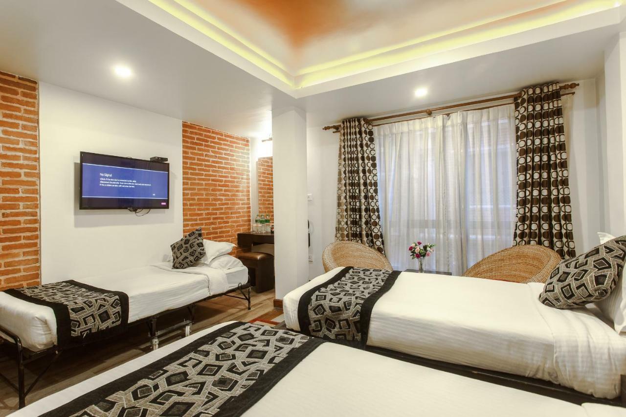 Hotel Shreesu Kathmandu Esterno foto