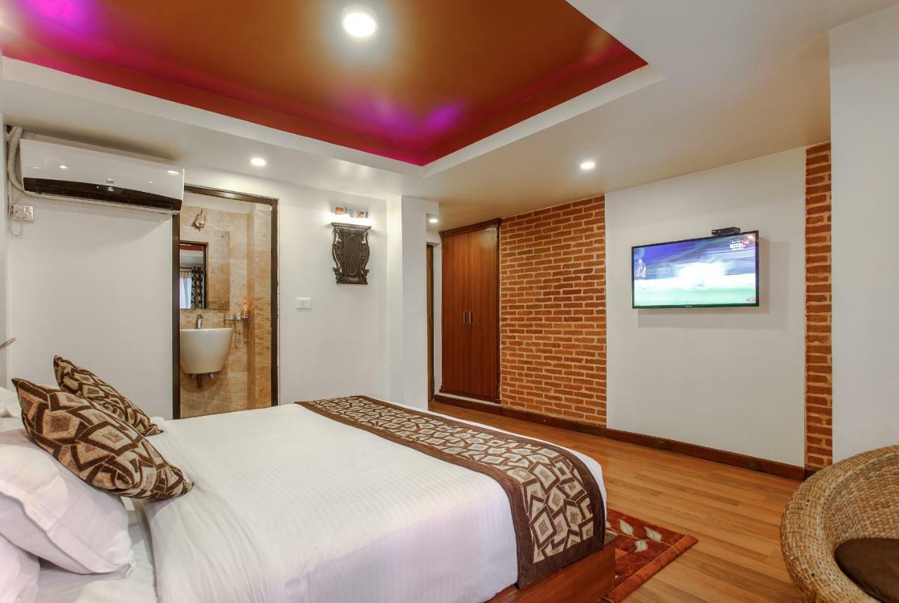 Hotel Shreesu Kathmandu Esterno foto